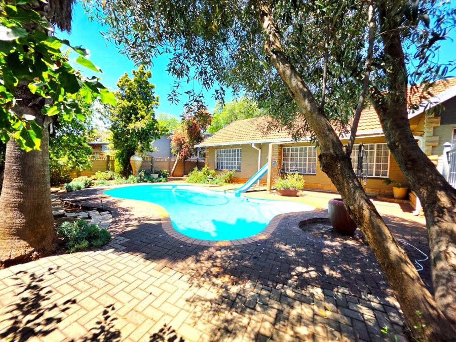 4 Bedroom Property for Sale in Fichardt Park Free State